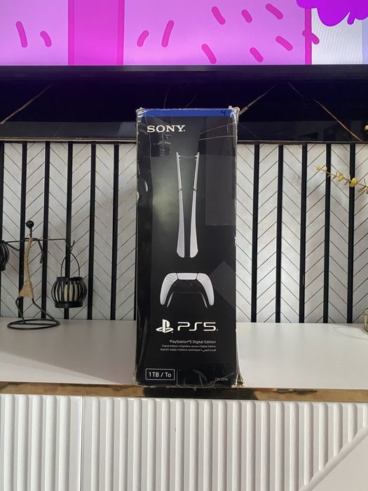 Продам Sony PS5 Slim