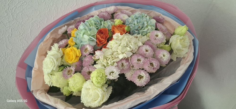 Продам букеты цветов