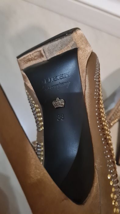 Дамски елегантни обувки 38