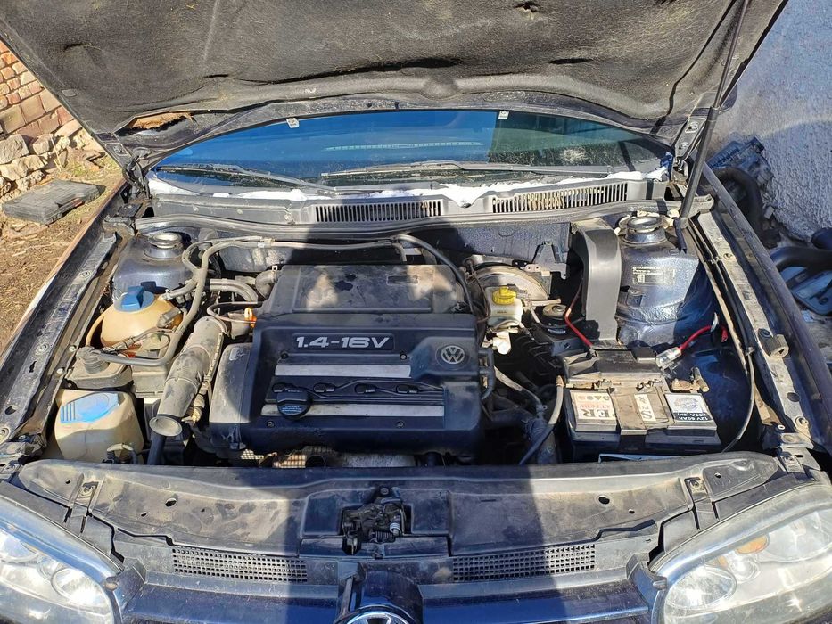 Голф 4 -1.4 бензин -САМО НА ЧАСТИ