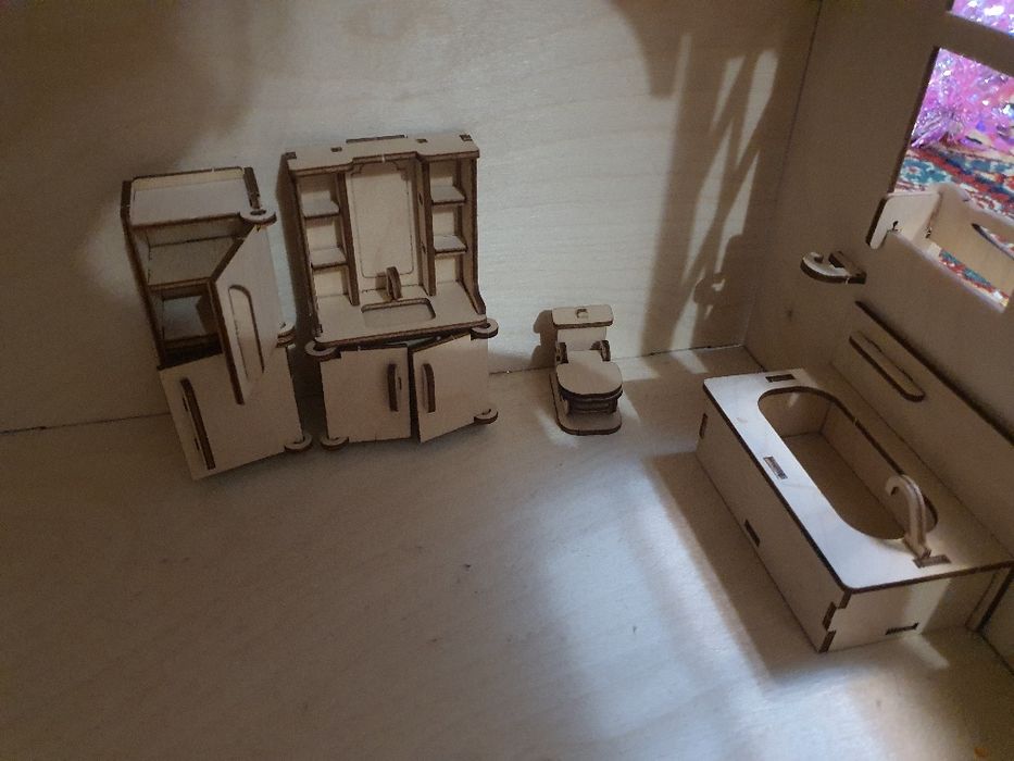 Кукольный домик деревянный