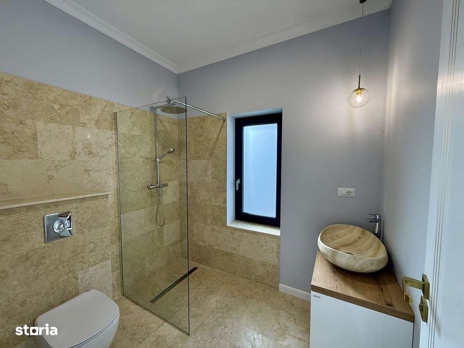 Casa zona Selgros Capsunarie Damila