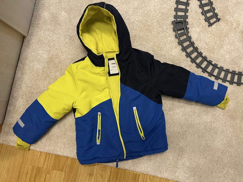 Geaca si pantaloni de schi