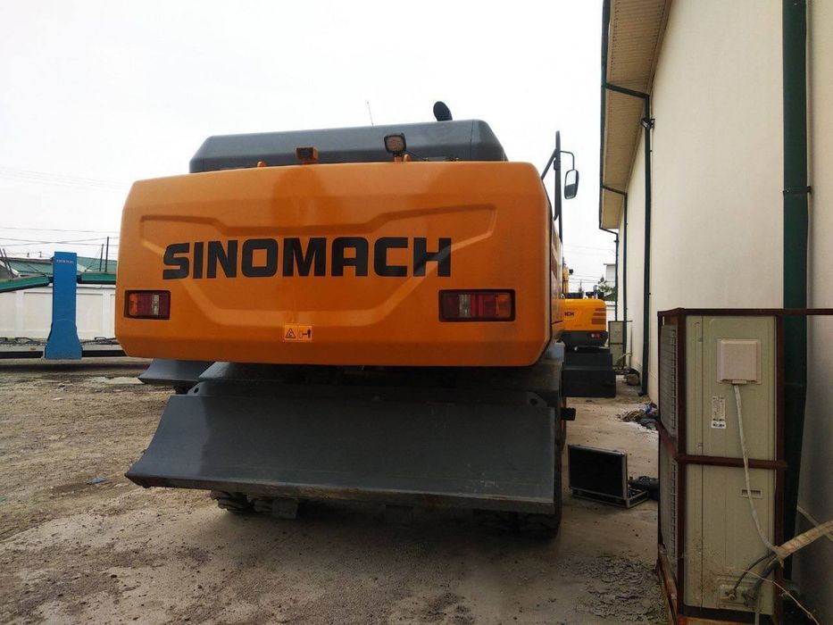 Ekskavator/Экскаватор