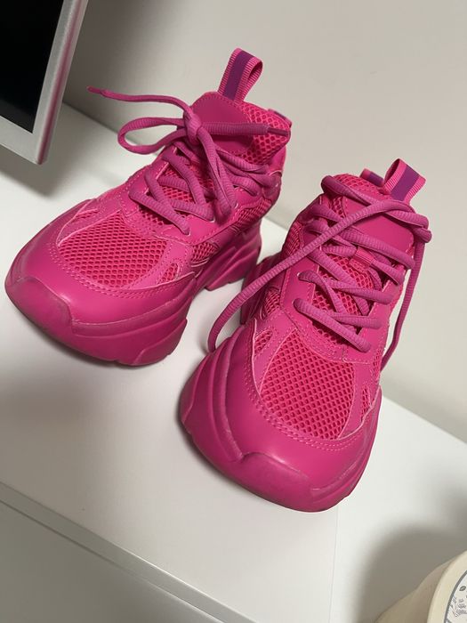 Дамски цикламени маратонки H&M