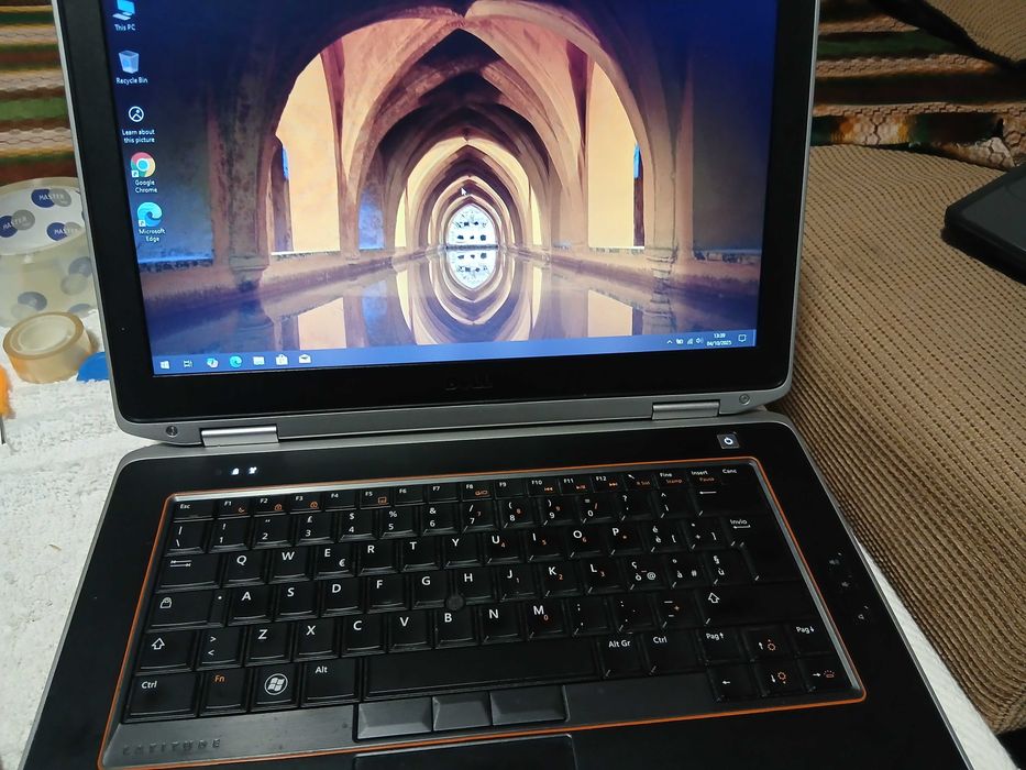 Vand laptop Dell Latitude E6420