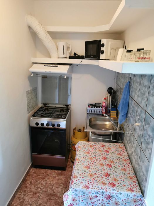 Proprietar închiriez garsoniera