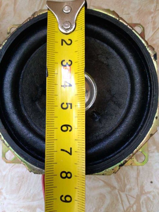 Високоговорители -