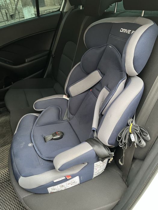 Детское автокресло