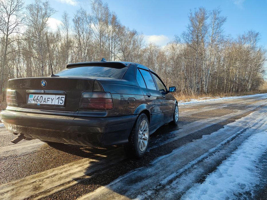 Продам bmw E36 седан