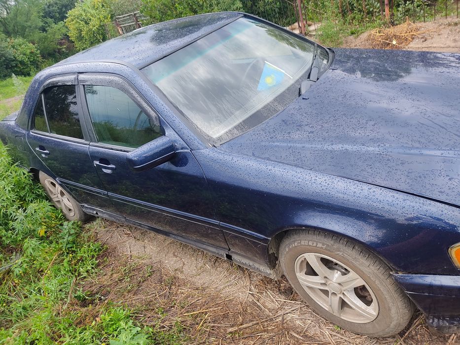 Продам Мерседес С180