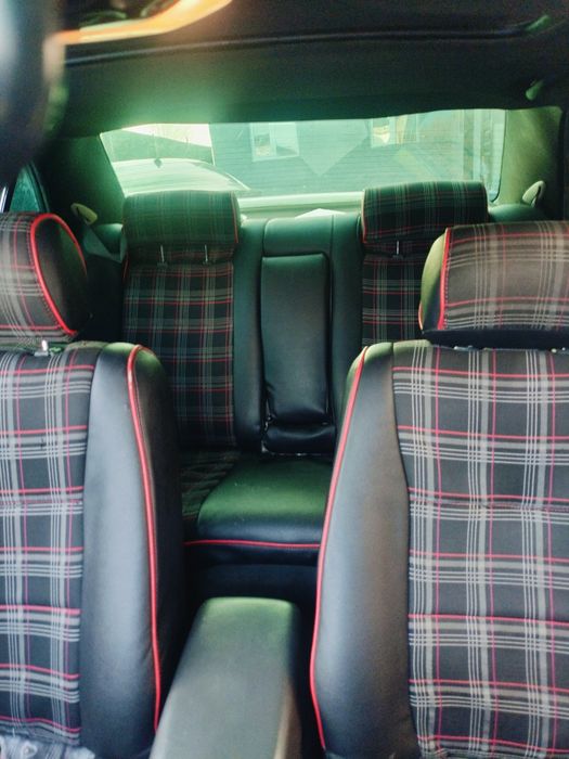 Машина Митсубиси Галант