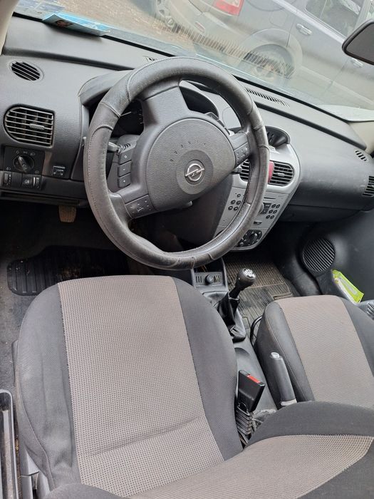 OPEL Corsa C, 1,2, с ГАЗ!+ 4 бр. нови гуми с джанти!