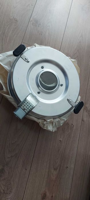 Нова електрическа тенджера