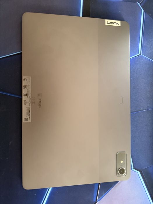 Lenovo Tab P12 (б/у в идеальном состоянии)
