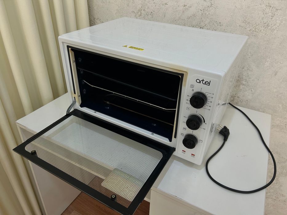 Продам электропечь Artel