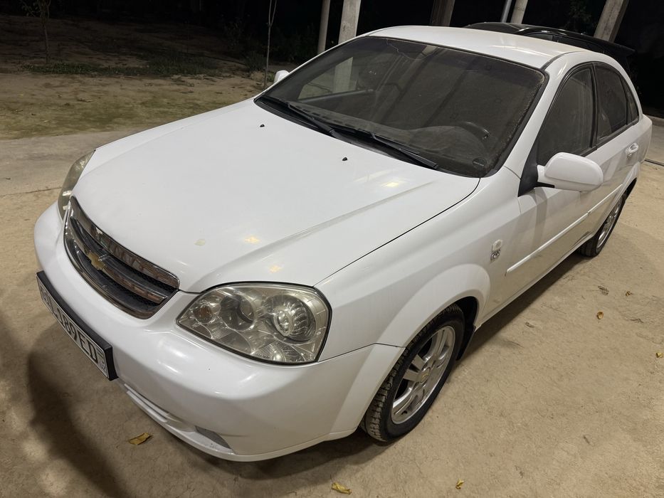 Chevrolet Lacetti 2011/ 1 pozitsiya avtomat/ 275.000 probeg