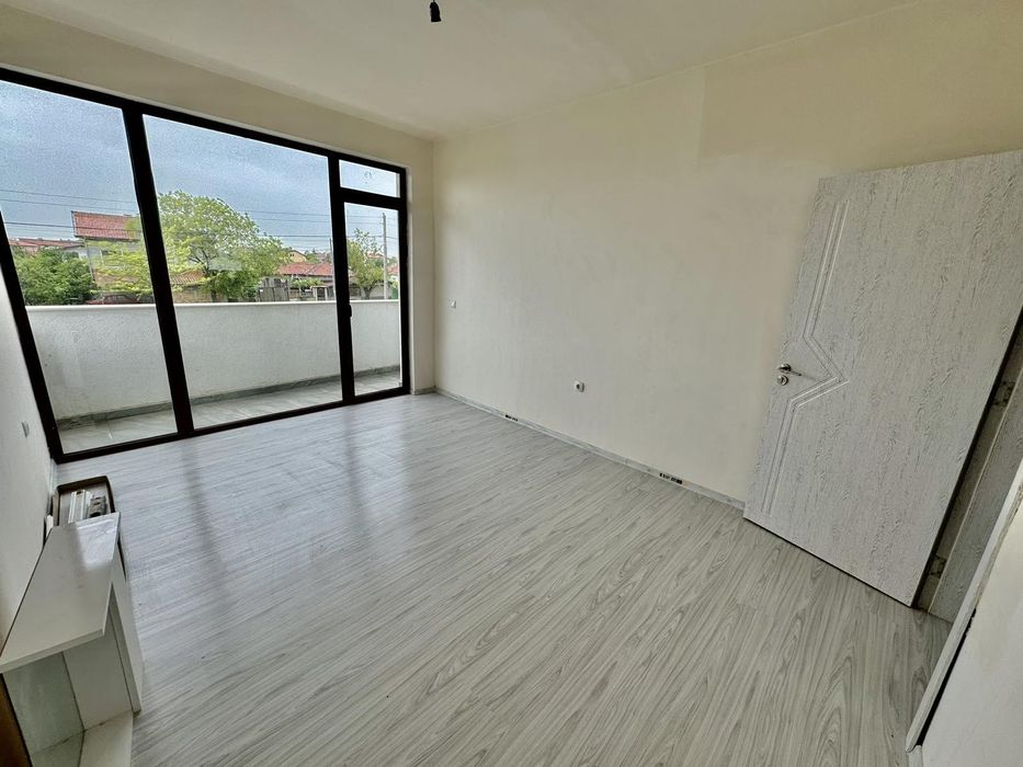 Продава се Къща в Бургас, Център - 132 кв.м за 1022 €/кв.м - Снимка #12