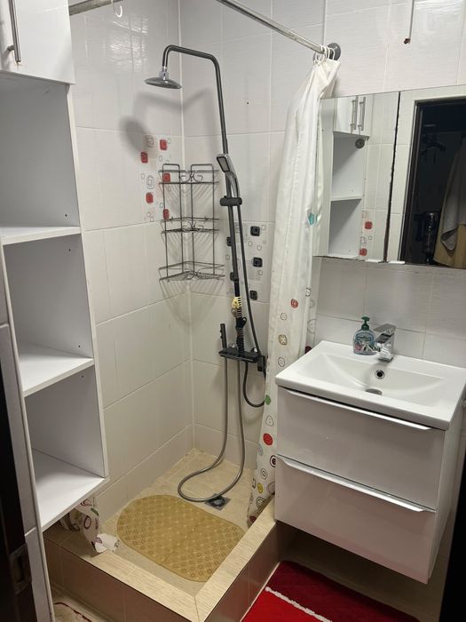 Apartament cu 3 camere