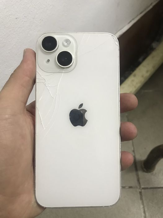 Продам Айфон 14 срочно