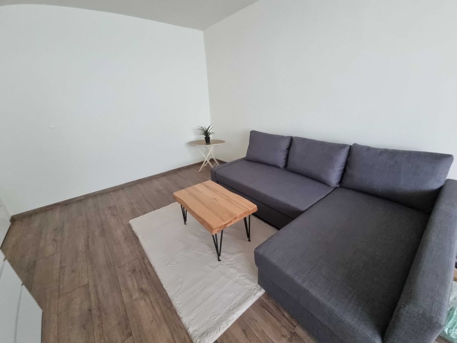 Apartament de închiriat