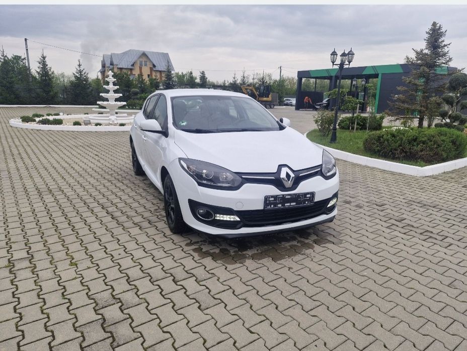 RENAULT Megane
