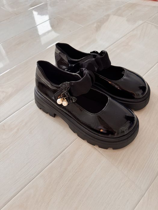 Туфли новые 39 размер