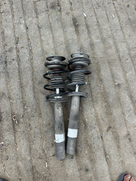 Предни Амортисиори BMW E60 !