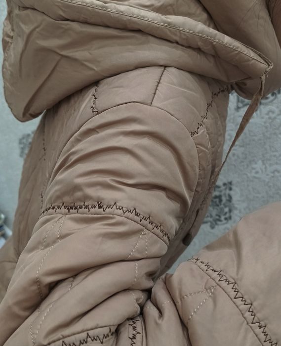 Зимняя куртка сатылады.