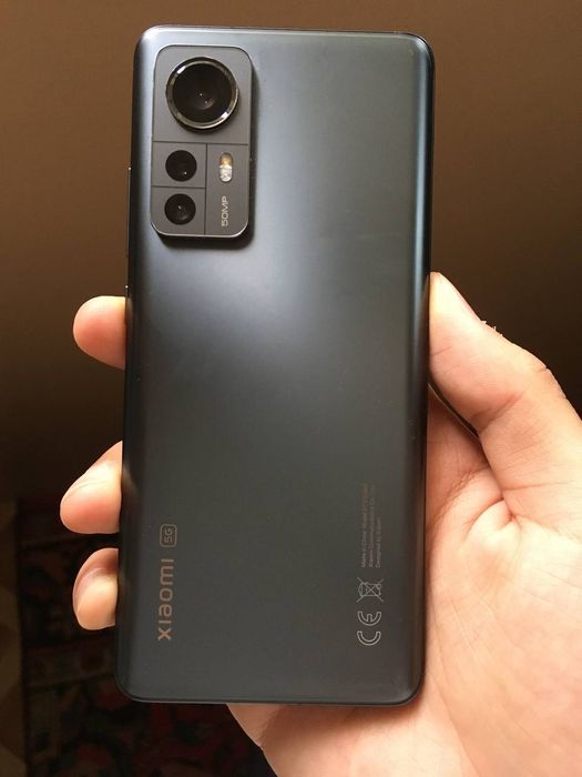 Xiaomi Mi 12 flagman 12/256gb