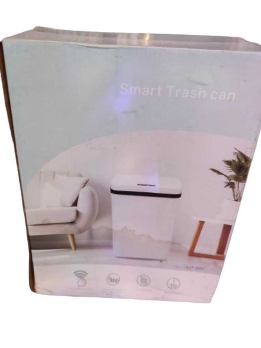 Кош за отпадъци със сензор – практичност и хигиена в ежедневието ви!