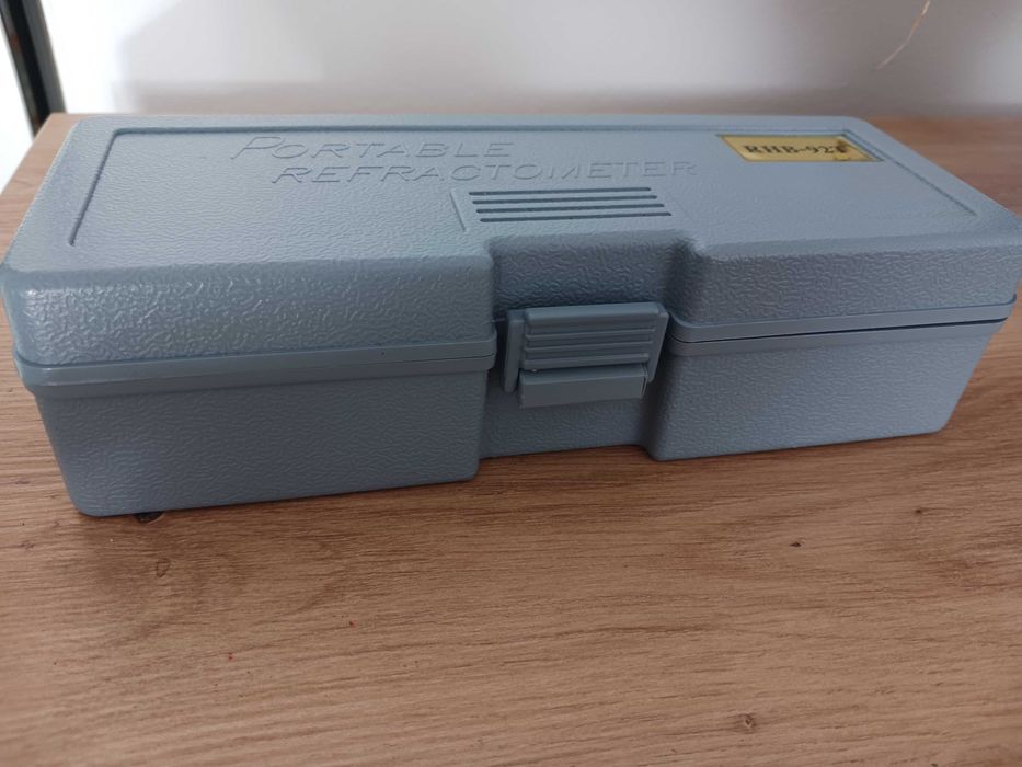 Рефрактометър за захарност, BRIX 0-90%, ATC 0°C - 40°C