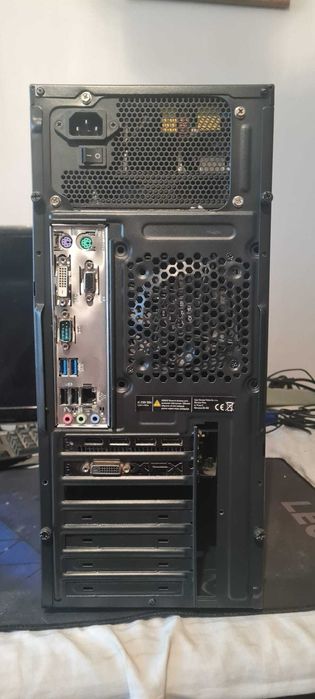 Vand PC Gaming I7 - 4790 RX 580 cu 8 GB vram, 16 gb ram ddr3