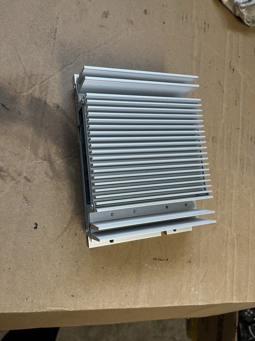 Amplificator audio Hyundai Ix35 an 2010-2015 cod: 963702Y000