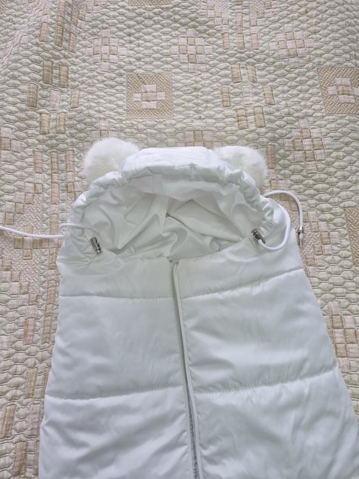 Продам кокон в отличном состоянии