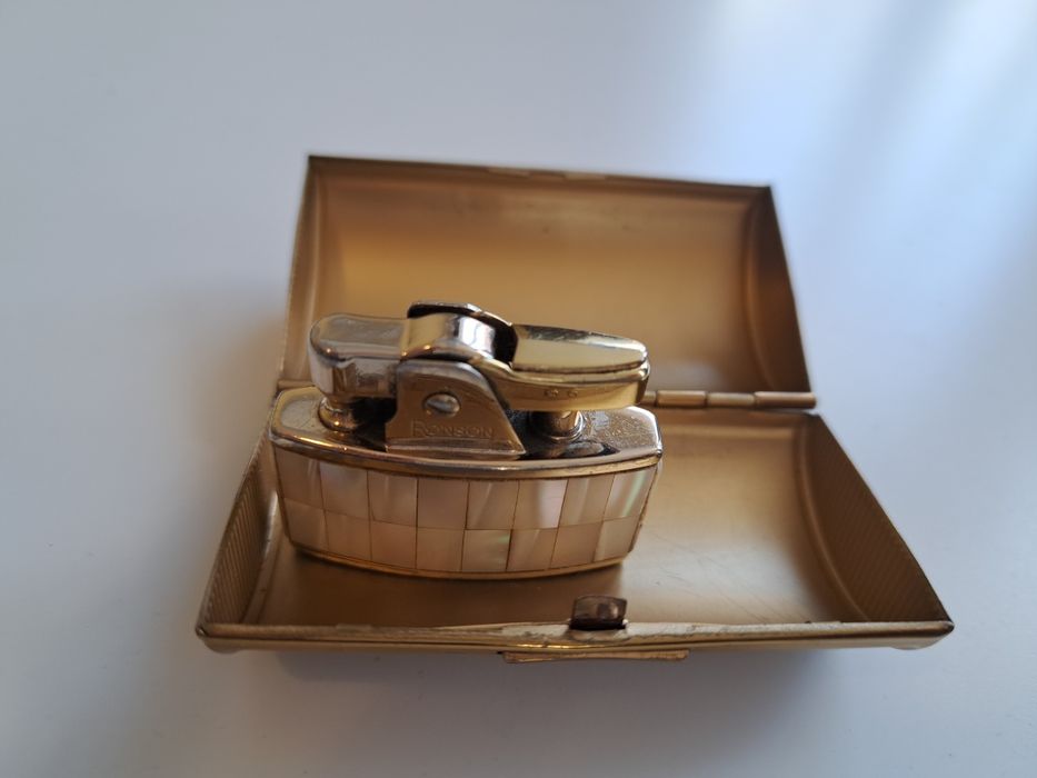 Бижу Ronson седеф!