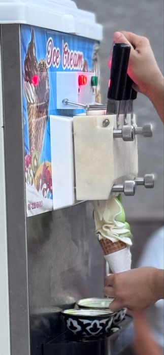 Frezer muzqaymoq apparat