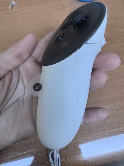 VR очила Meta Quest 3S, 128GB, бели
+ подарък US към EU адаптер