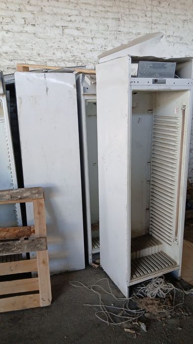 Продаются б/у холодильники