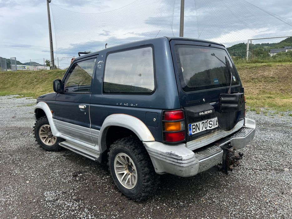 MITSUBISHI Pajero 1991 — imagine 3