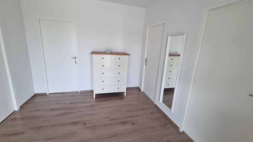 Închiriez apartament in Ghiroda (curte si loc de parcare in curte )