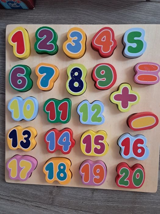 Tabla cu cifre din lemn  Lidl