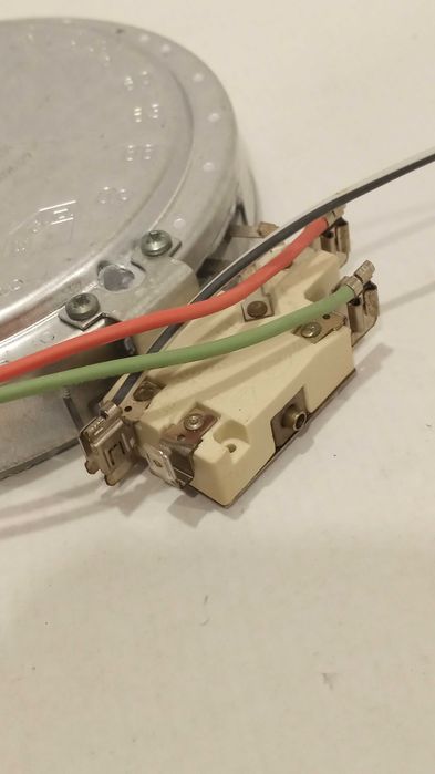 Нагревателна плоча