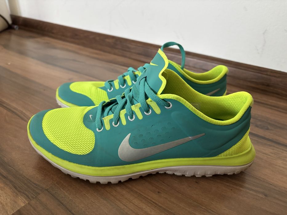 Маратонки Nike run