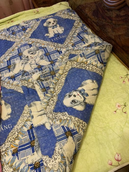 Продам 2 детских ватных одеяла  по 5000