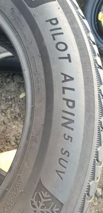 225 60 18, 215 50 18, 265 60 18,255 60 18, 225 55 18, 215 55 18