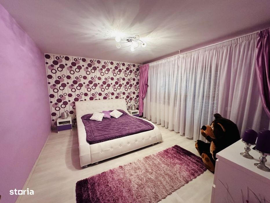 Vila superba, padure Rosu, 1000 mp teren, 310 mp construiti, Chiajna