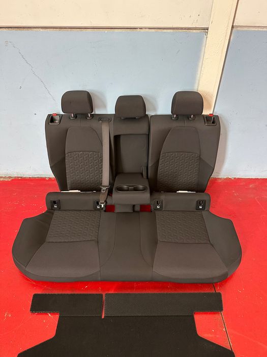 Banchetă Toyota Corolla