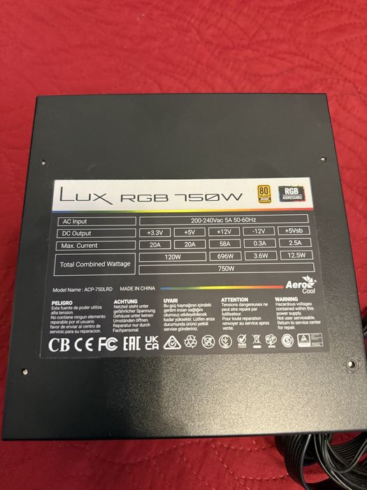 Sursa 750W Aerocool Lux RGB