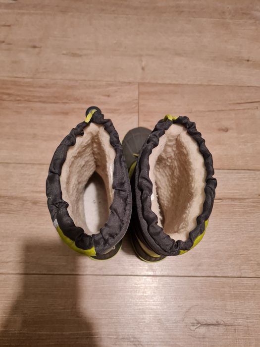 Vând ghete impermeabile iarnă 31/32